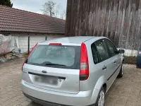 Gebraucht Ford Fiesta 60 PS (44 kW) 2003 Silber Kleinwagen