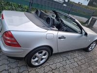Gebraucht Mercedes SLK230 193 PS (141 kW) 2000 Silber Cabrio