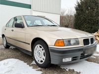 Gebraucht BMW 316 100 PS (73 kW) 1992 Beige Limousine