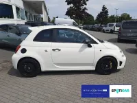 Gebraucht Abarth 695 179 PS (131 kW) 2024 Weiß Kleinwagen