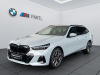 Neu BMW 540 Performance 303 PS (222 kW) 2026 Grau Kombi