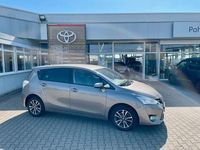 Gebraucht Toyota Verso Comfort 147 PS (108 kW) 2015 Silber Van / Kleinbus