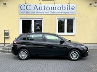 Gebraucht Peugeot 308 Access 125 PS (91 kW) 2014 Limousine