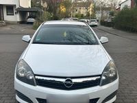 Gebraucht Opel Astra 90 PS (66 kW) 2009 Weiß Coupé