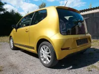 Gebraucht VW up! CLUB 60 PS (44 kW) 2017 Gelb Kleinwagen