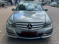 Gebraucht Mercedes C200 2011 Grau Kombi