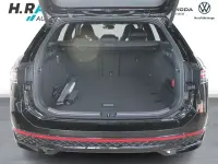 Gebraucht VW Passat R-line 150 PS (110 kW) 2026 Schwarz Kombi