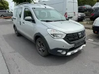 Gebraucht Dacia Dokker Stepway 116 PS (85 kW) 2017 Silber Van / Kleinbus