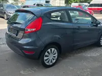Gebraucht Ford Fiesta 82 PS (60 kW) 2010 Grau Kleinwagen