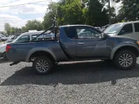 Gebraucht Mitsubishi L200 136 PS (100 kW) 2006 Grau Pickup
