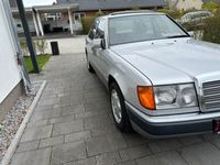 gebraucht Mercedes E230 W124 H kennzeichnen