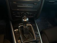 Gebraucht Audi A4 163 PS (119 kW) 2010 Blau Kombi