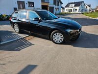 Gebraucht BMW 318 Sport Line 150 PS (110 kW) 2015 Schwarz Kombi