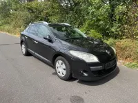 Gebraucht Renault Mégane GrandTour Dynamique 106 PS (77 kW) 2010 Schwarz Kombi