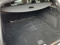 Gebraucht Mercedes E220 194 PS (142 kW) 2019 Weiß Kombi