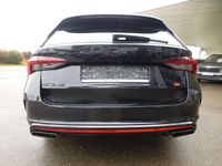 Gebraucht Skoda Octavia RS 245 PS (180 kW) 2024 Schwarzmagic perleffekt Kombi