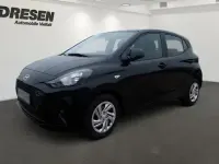 Gebraucht Hyundai i10 Select 63 PS (46 kW) 2024 Schwarz Kleinwagen