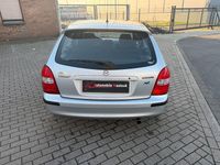 Gebraucht Mazda 323 114 PS (83 kW) 1999 Silber Limousine