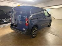 Gebraucht Peugeot Partner 131 PS (96 kW) 2020 Blau Van / Kleinbus