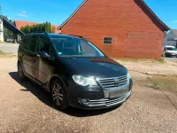 Gebraucht VW Touran United 128 PS (94 kW) 2008 Schwarz Van / Kleinbus