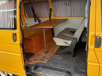 Second-hand VW Transporter 101 CP (74 kW) 2000 Galben Van