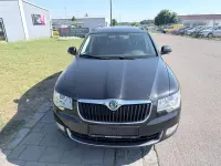 Gebraucht Skoda Superb Ambition 170 PS (125 kW) 2012 Schwarz Kombi