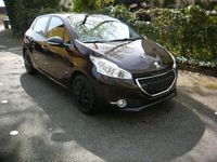 Gebraucht Peugeot 208 Active 82 PS (60 kW) 2012 Braun Kleinwagen