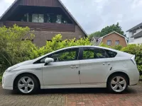 Gebraucht Toyota Prius 136 PS (100 kW) 2010 Weiß Kleinwagen