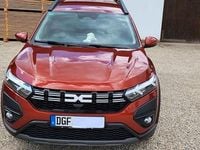 Second-hand Dacia Jogger Expression 101 CP (74 kW) 2024 Maro Monovolum