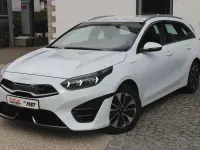 Gebraucht Kia Ceed Spirit 141 PS (103 kW) 2023 Weiß Kleinwagen