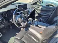 Gebraucht BMW 530 292 PS (214 kW) 2023 Grau (skyscraper grau) Kombi