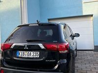 Gebraucht Mitsubishi Outlander Edition 150 PS (110 kW) 2018 Schwarz SUV