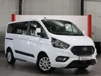Gebraucht Ford Tourneo 131 PS (96 kW) 2023 Weiß Van / Kleinbus