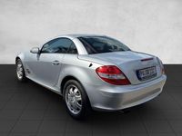 Gebraucht Mercedes SLK200 163 PS (119 kW) 2005 Silber Cabrio