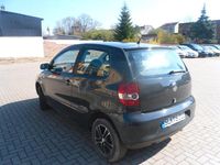 Usado VW Fox Refresh 54 HP (39 kW) 2009 Cinzento Citadino