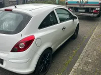 Gebraucht Opel Corsa 69 PS (50 kW) 2014 Weiß Kleinwagen