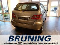 Gebraucht Mercedes B180 109 PS (80 kW) 2006 Grau metallic Van / Kleinbus