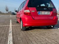 Gebraucht Honda Jazz 78 PS (57 kW) 2006 Rot Kleinwagen