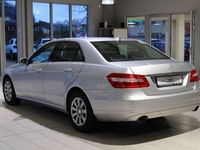 gebraucht Mercedes E300 CDI BlueEfficiency 7G -Tronic *AHK/NAVI/SITZHEIZ.*