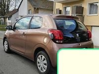 Gebraucht Peugeot 108 69 PS (50 kW) 2015 Gold Kleinwagen
