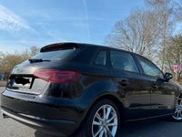 Gebraucht Audi A3 Design 110 PS (80 kW) 2016 Schwarz Kleinwagen