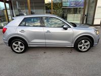 Gebraucht Audi Q2 Sport 116 PS (85 kW) 2017 Silber SUV