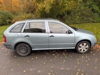 Gebraucht Skoda Fabia 64 PS (47 kW) 2003 Blau Kombi