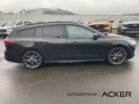 Gebraucht Ford Focus ST 280 PS (205 kW) 2024 Obsidianschwarz metallic Kombi