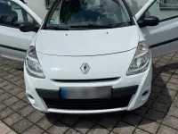 Gebraucht Renault Clio III 75 PS (55 kW) 2012 Weiß Kleinwagen