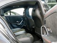 Gebraucht Mercedes CLA200 Premium 164 PS (120 kW) 2023 Grau / mountaingrau Coupé