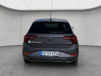 Gebraucht VW Polo Style 95 PS (69 kW) 2024 Grau Limousine
