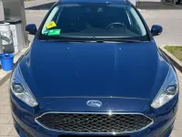 Usado Ford Focus Trend 125 CV (91 kW) 2018 Azul Berlina