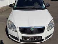 Gebraucht Skoda Roomster 69 PS (50 kW) 2008 Weiß Van / Kleinbus