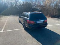 Gebraucht Mercedes E200 Avantgarde 184 PS (135 kW) 2011 Schwarz Kombi